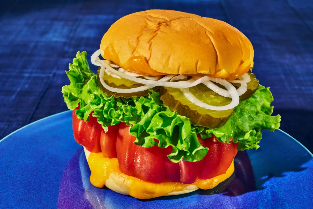Cheeseburger with extra lettuce and tomato