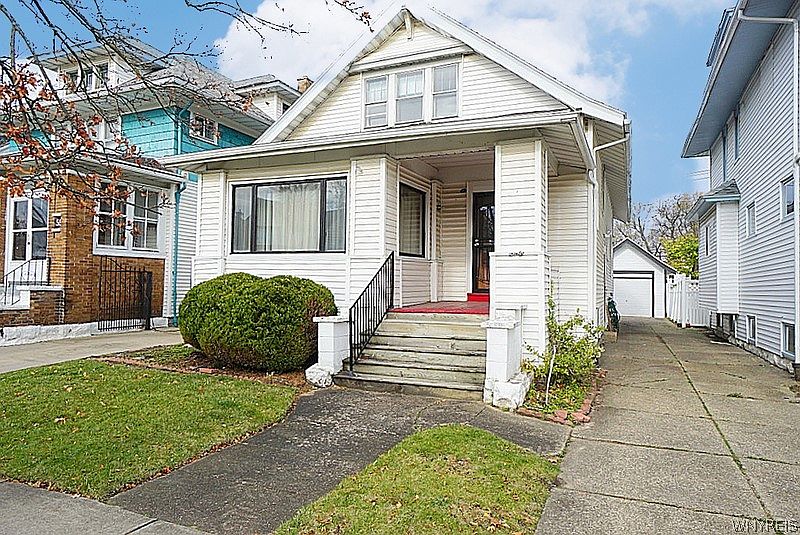 Buffalo New York affordable residential neighborhood