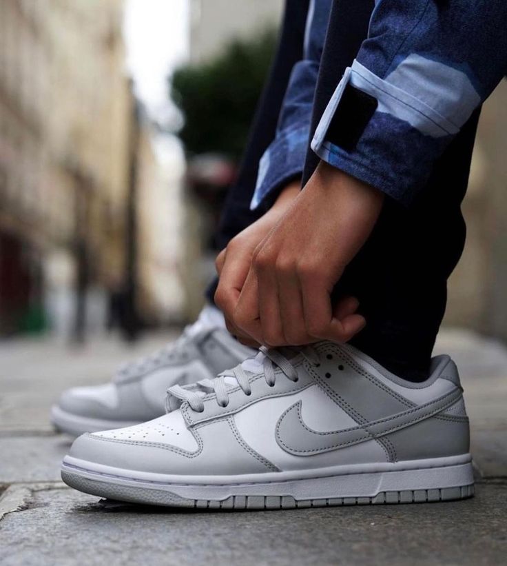 Nike Dunk Low Grey Fog casual look on feet