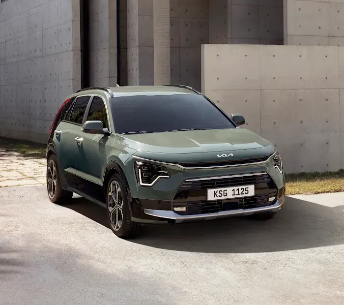 Kia Niro Hybrid compact crossover exterior