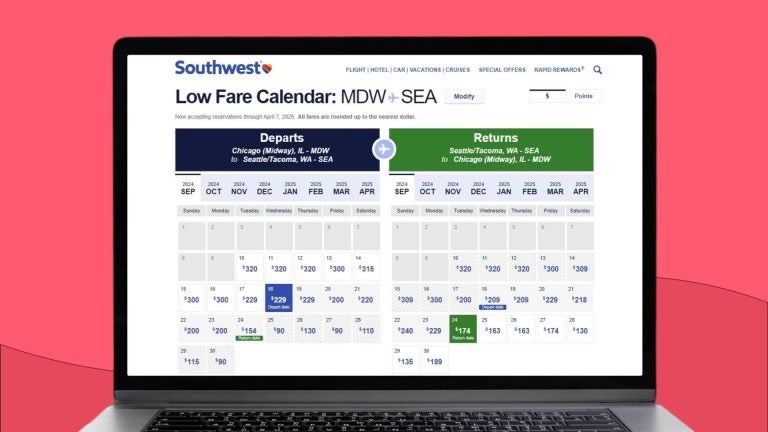 Calendar highlighting cheapest days to fly from Atlanta to Houston