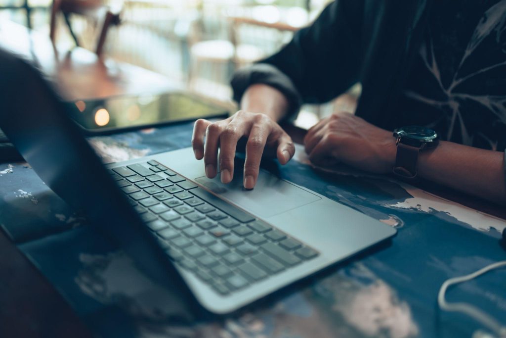 “Google Flights and Hopper apps showing airfare comparison and price prediction”