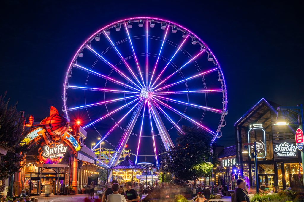 The Island in Pigeon Forge featuring the Great Smoky Mountain Wheel and fountain show